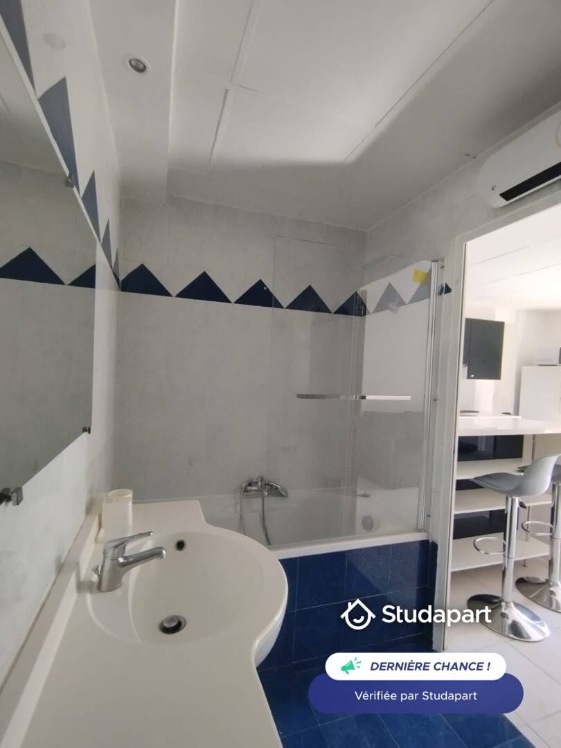 Apartment in Marseille, Petit Saint-Giniez, 8e Arrondissement - Vue 4