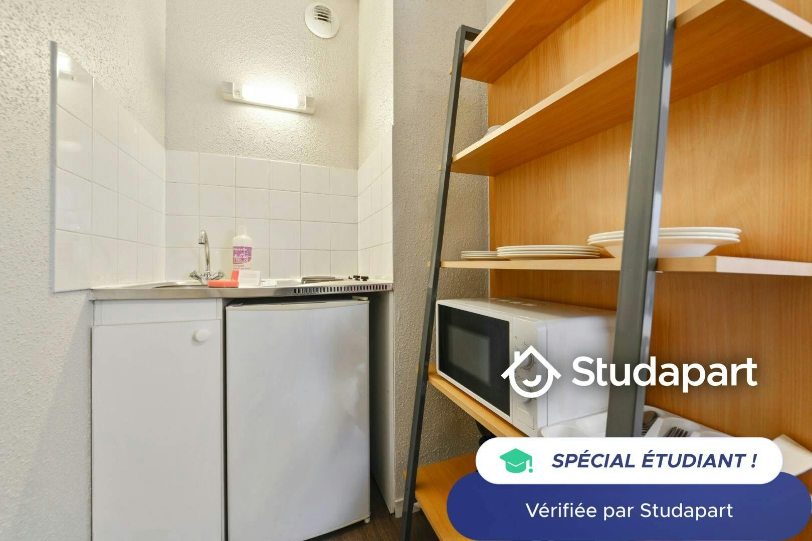 Private room for rent on Rue Fredureau, Nantes - Vue 4