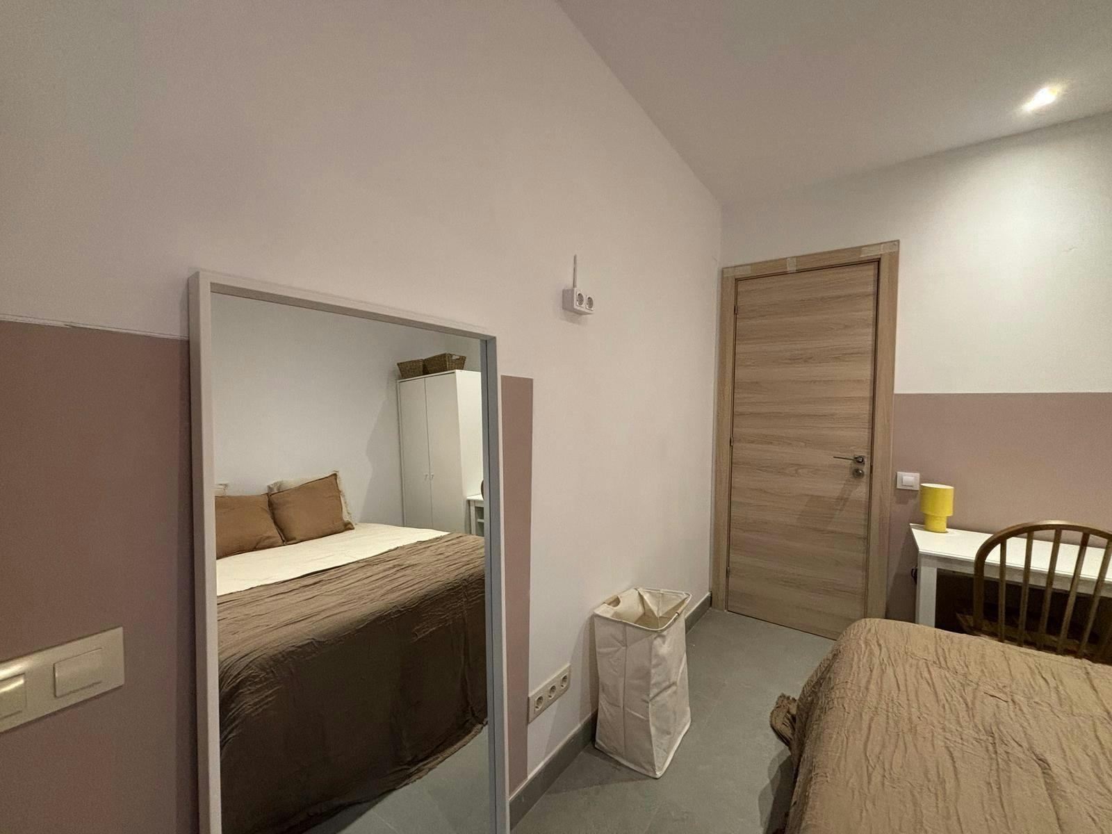 Single room Barcelona, 1 bed, 13m² — photo 9