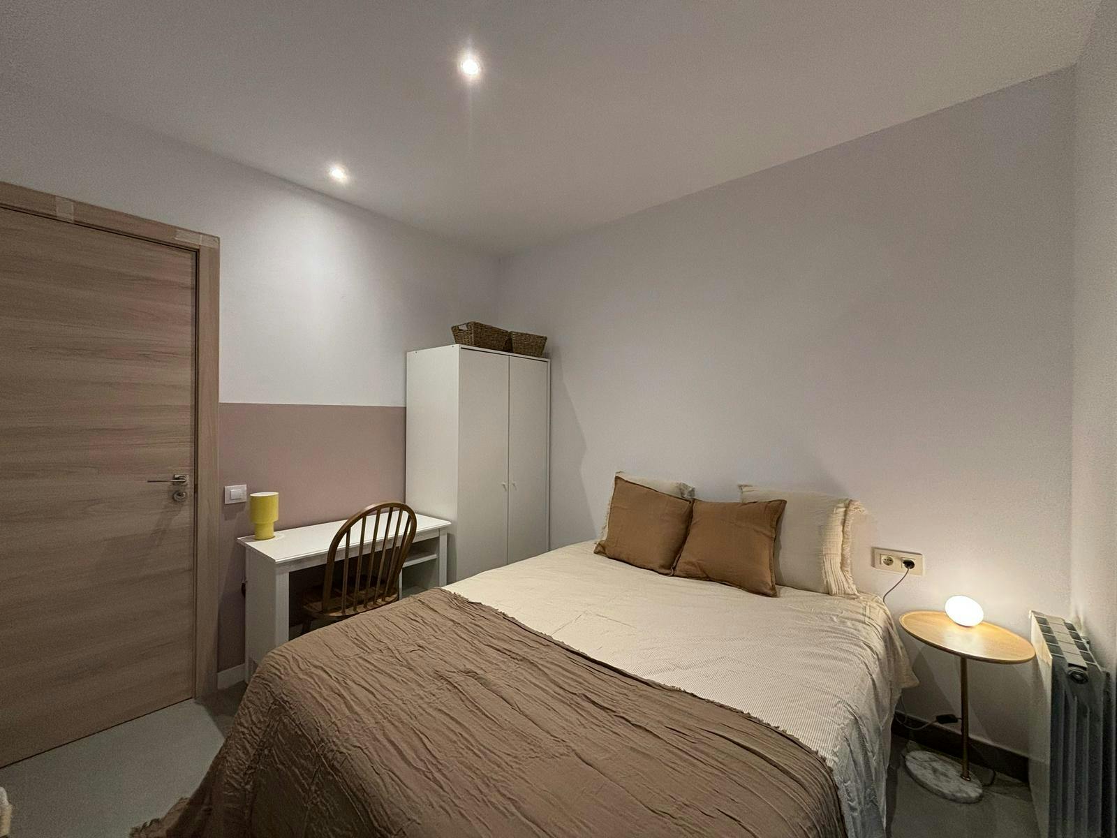 Single room Barcelona, 1 bed, 13m² — photo 10