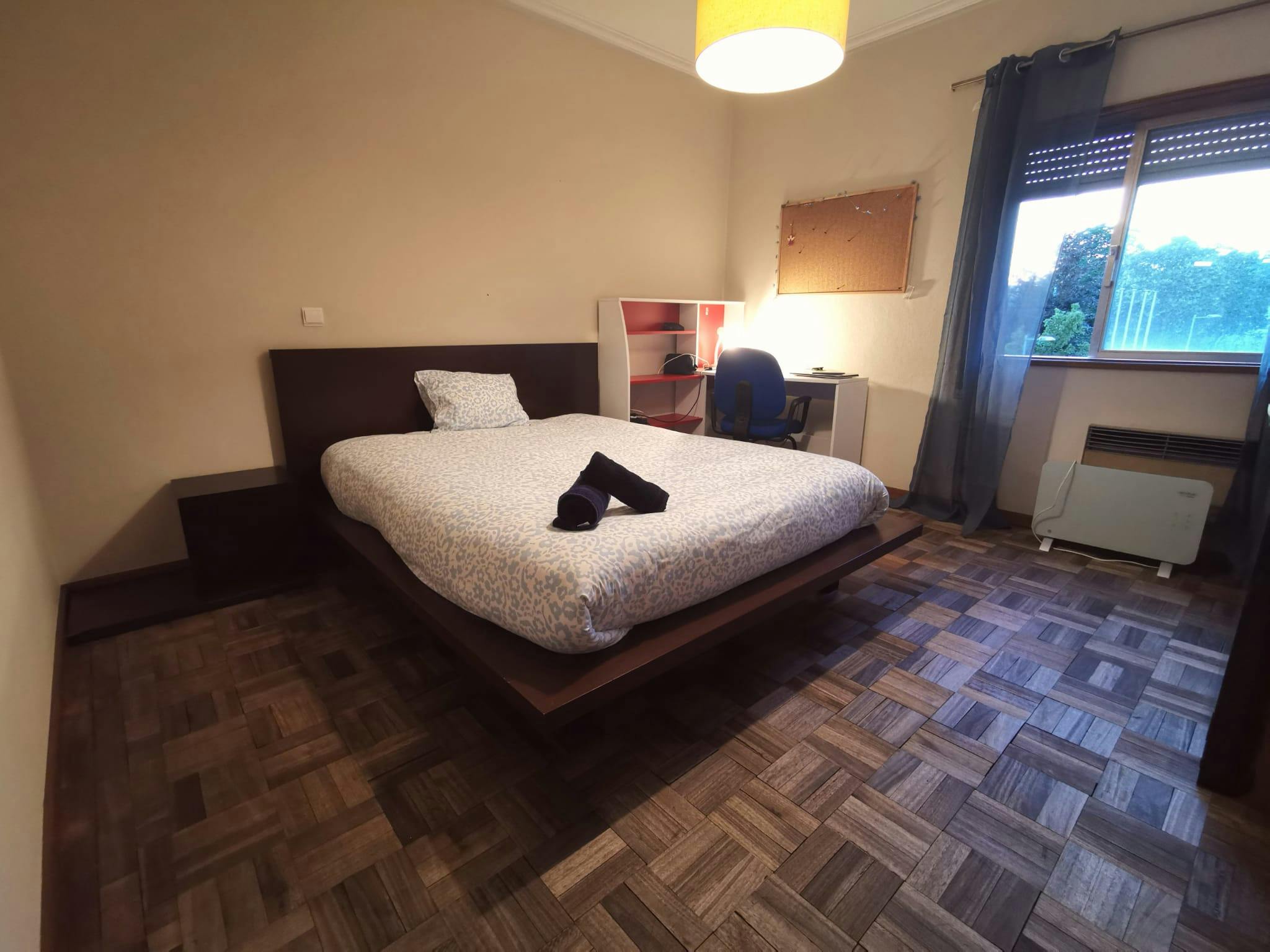 Отдельная комната сдается в аренду за 490 € в месяц в Azurém, Alameda Doutor Alfredo Pimenta