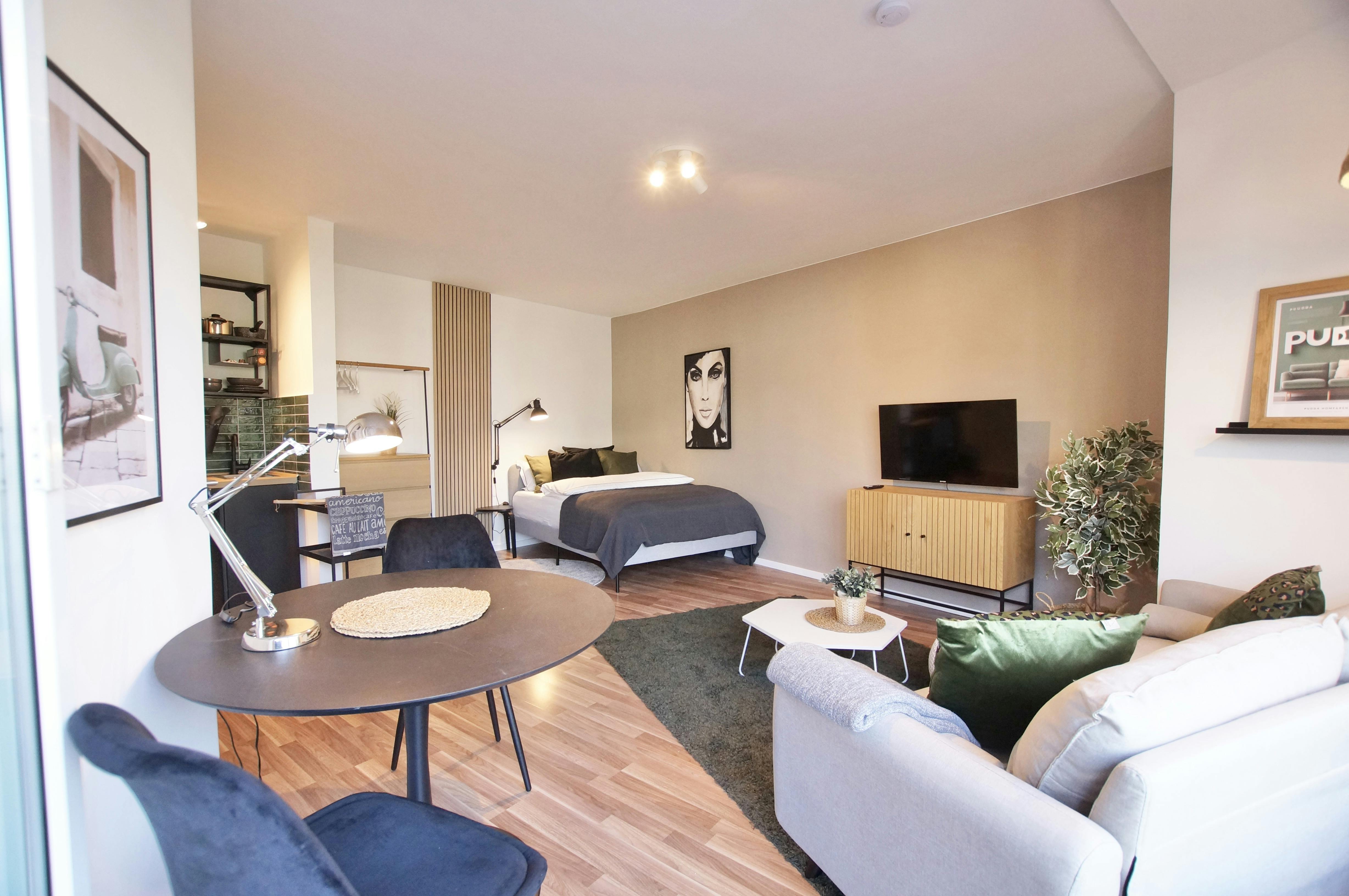 公寓 正在以 €1,200 的月租出租，其位于 Neuss, Erftstraße