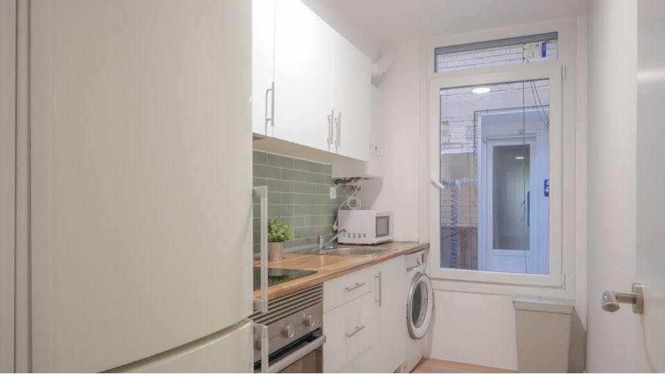 Apartment Madrid, 4 beds — photo 10