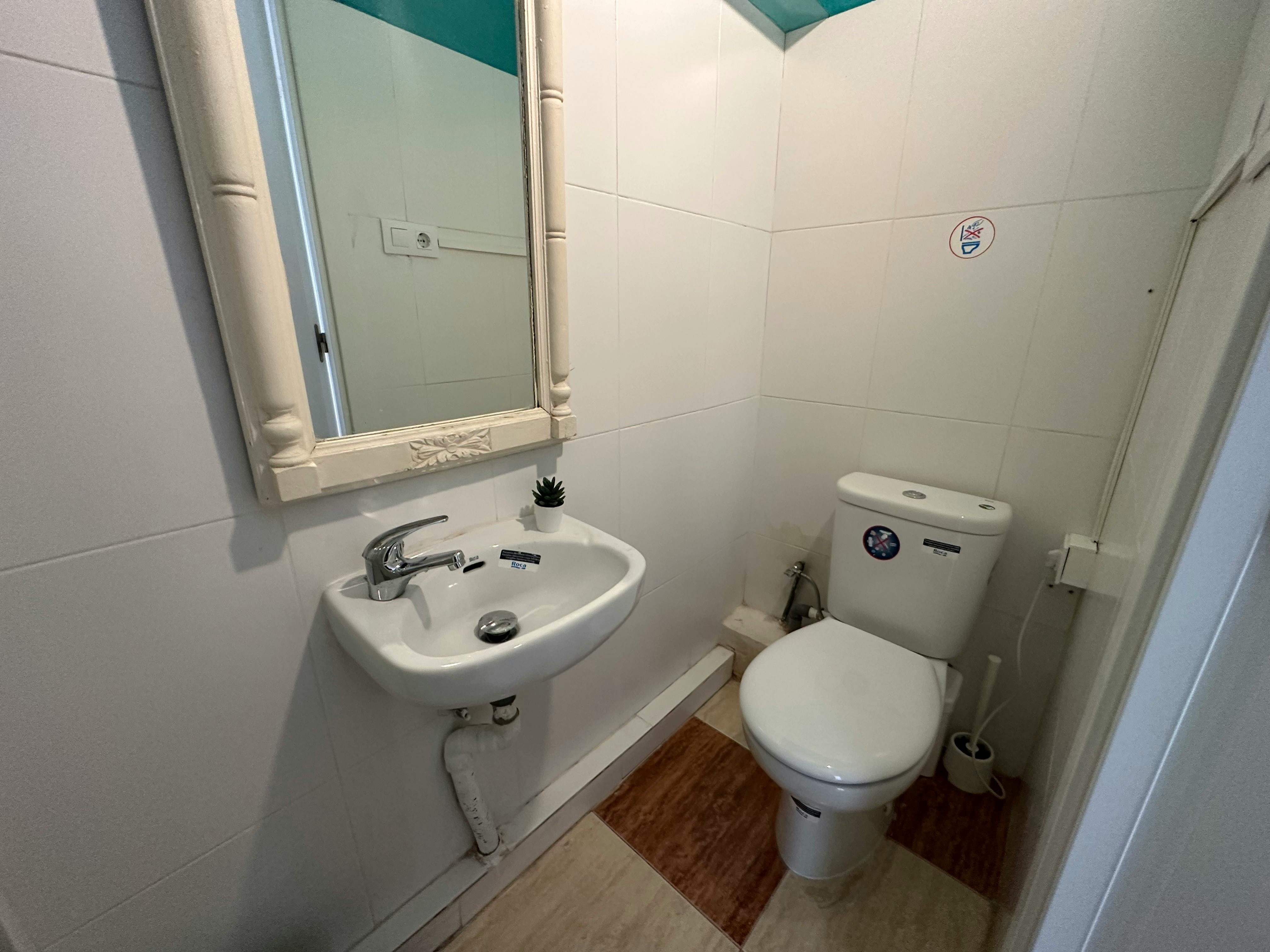 Single room Madrid, 1 bed — photo 7