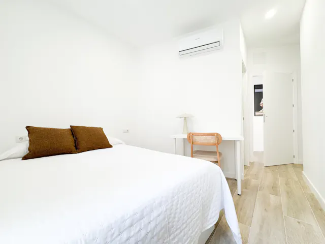Private room in Calle de Bailén, Madrid (1614137) room image 2