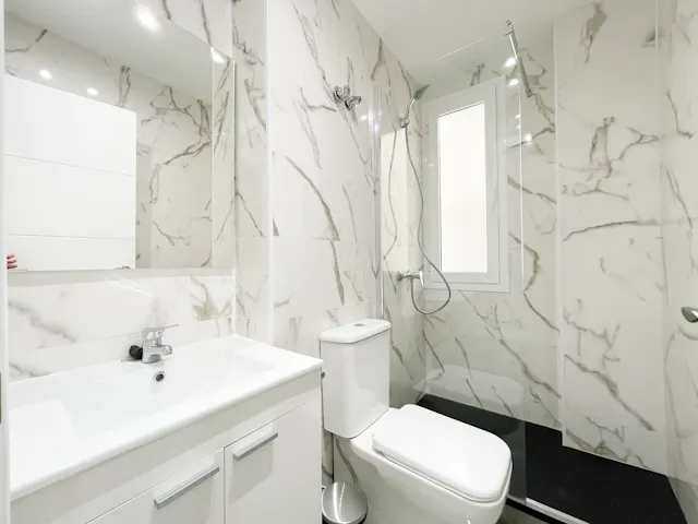 Private room in Calle de Ferraz, Madrid (1614155) room image 18