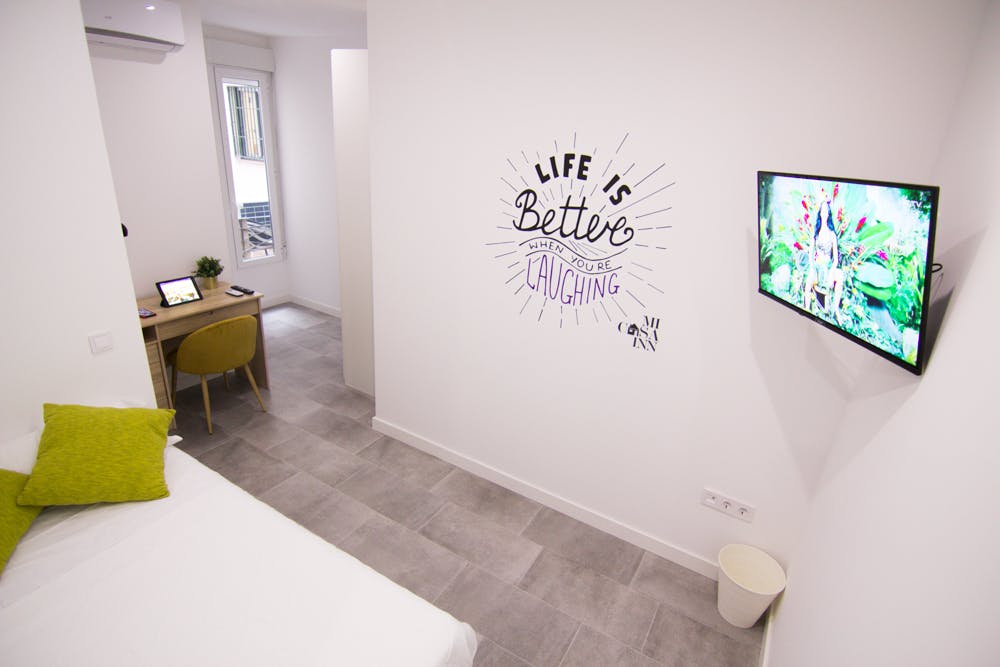 Private room for rent for €650 per month in Madrid, Calle de Ferraz