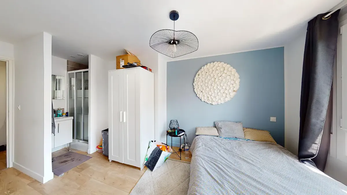 Private room in Rue Parmentier, Rouen