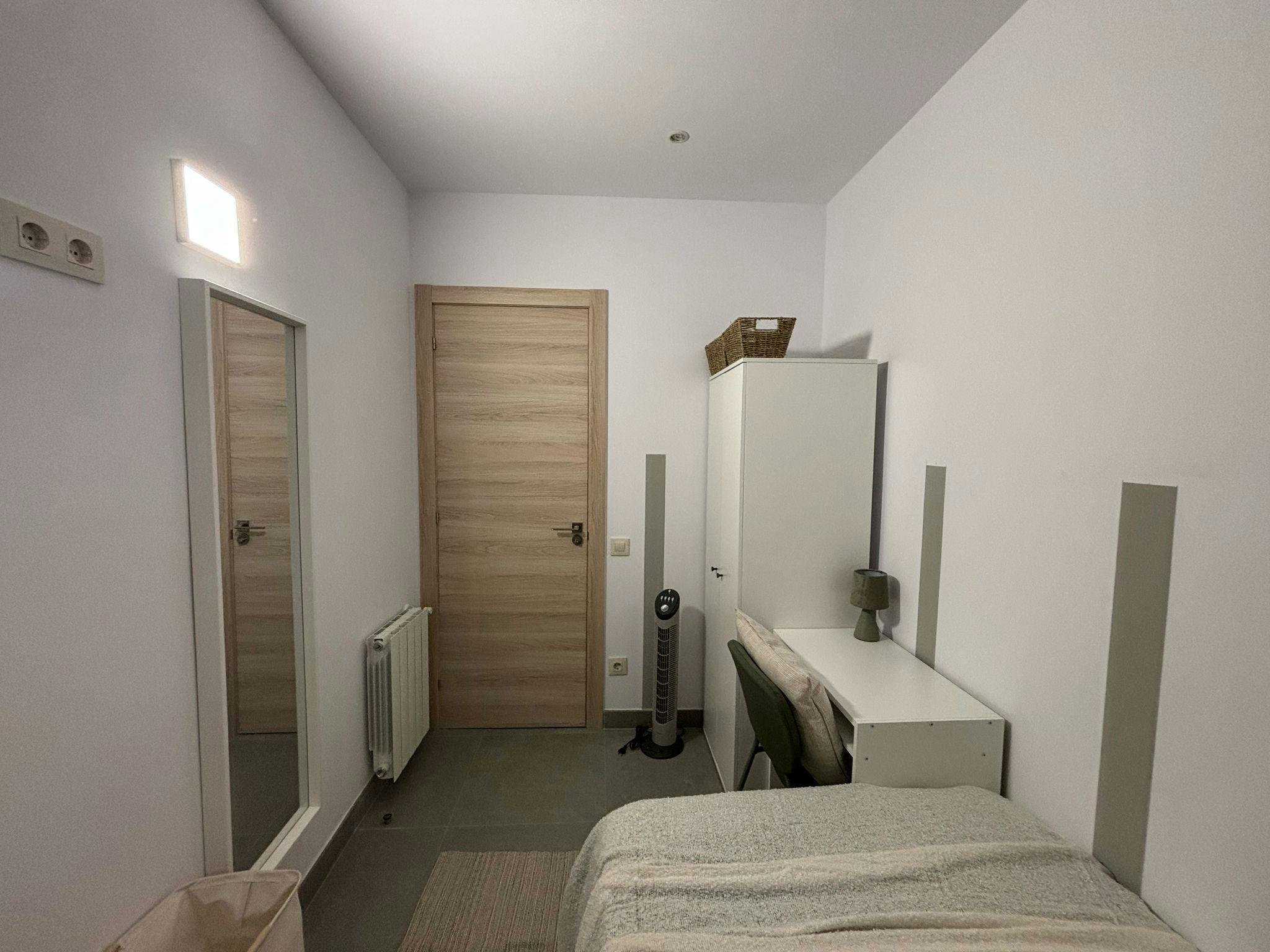 Single room Barcelona, 1 bed, 11m² — photo 6