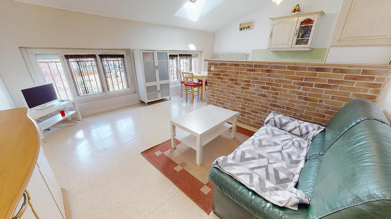 Wohnung zu mieten für 495 € pro Monat in Saint-Étienne, Rue de Tardy