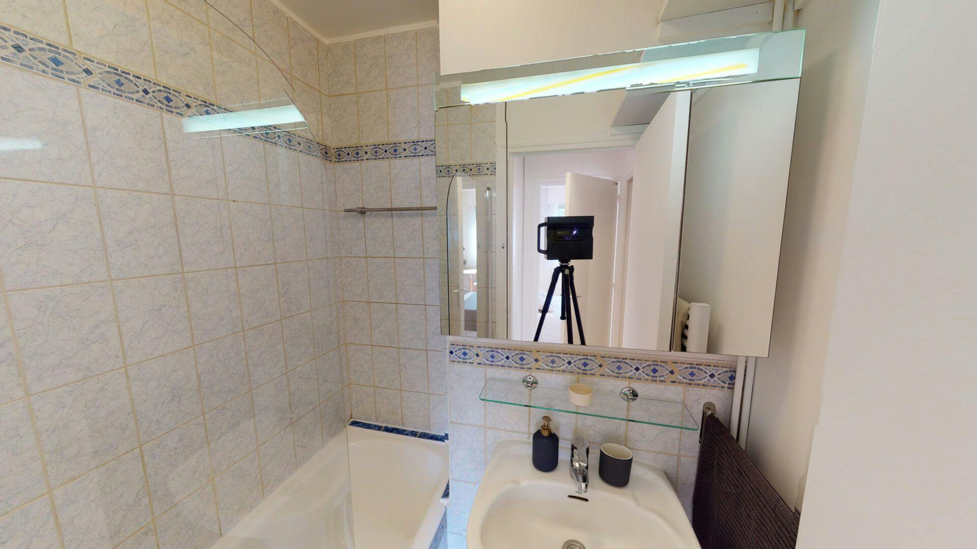 Single room Paris, 1 bed, 9m² — photo 4