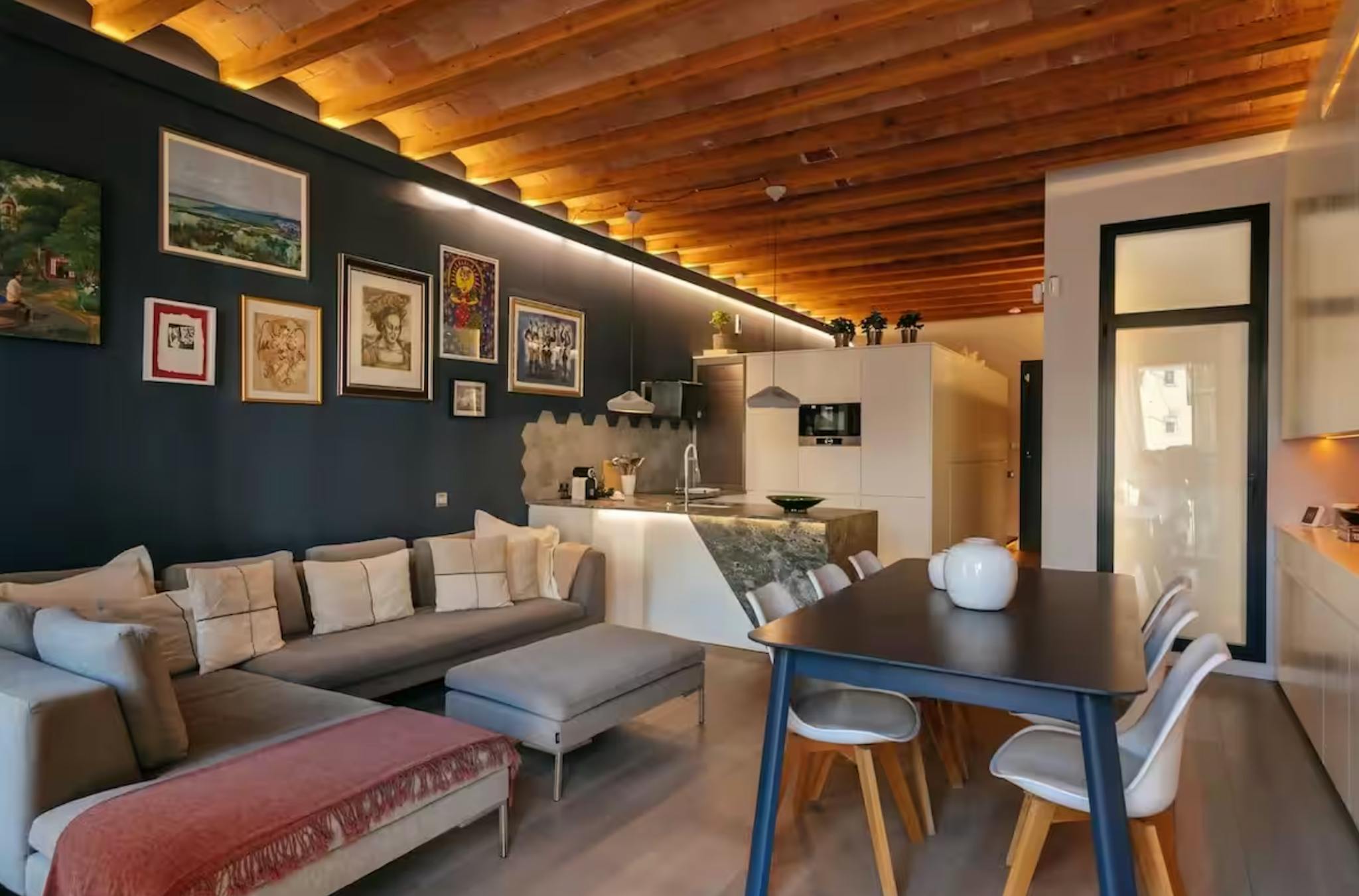 Carrer d'Aragó, Barcelona preview