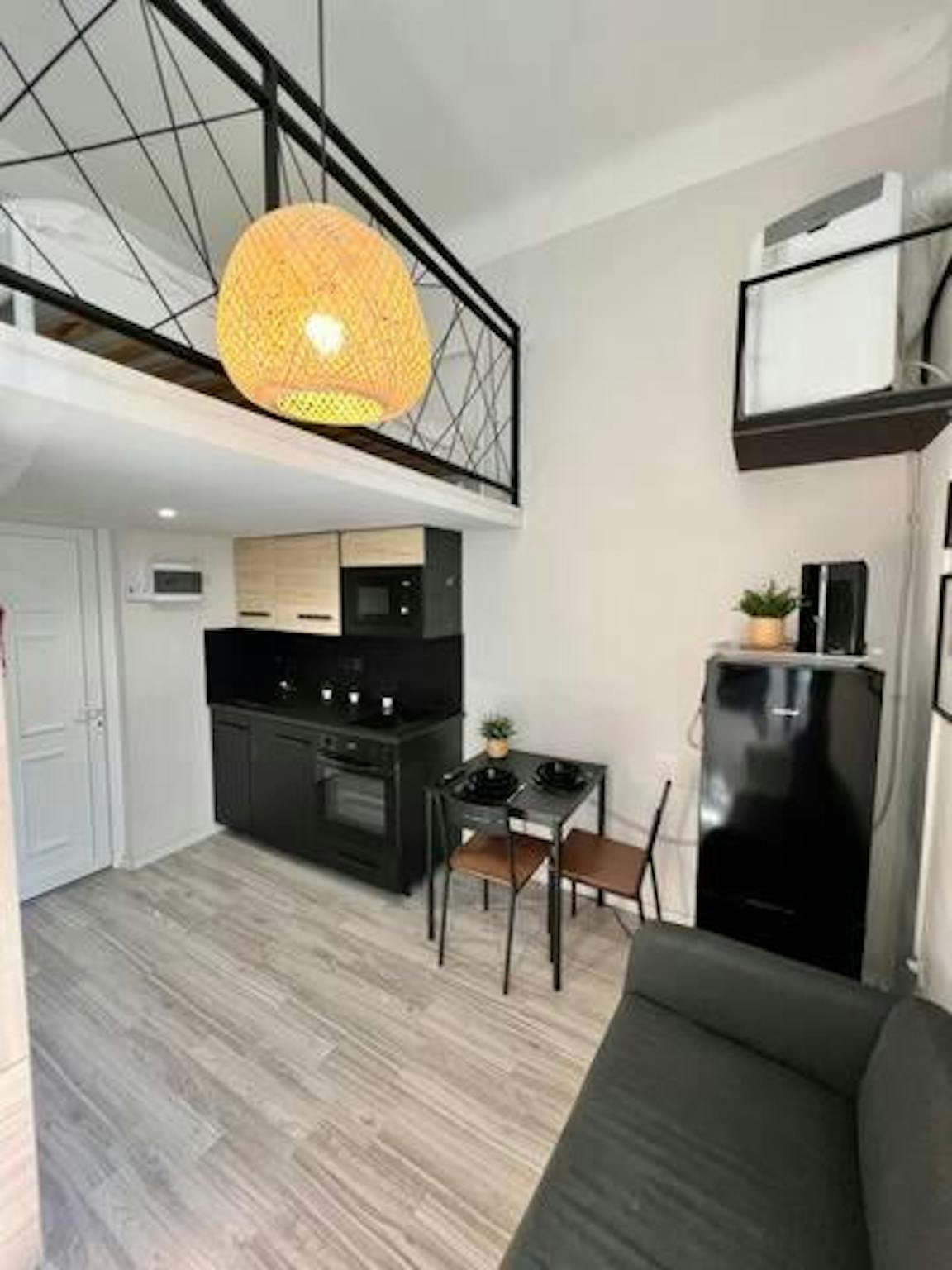 Dembinszky utca, Budapest preview