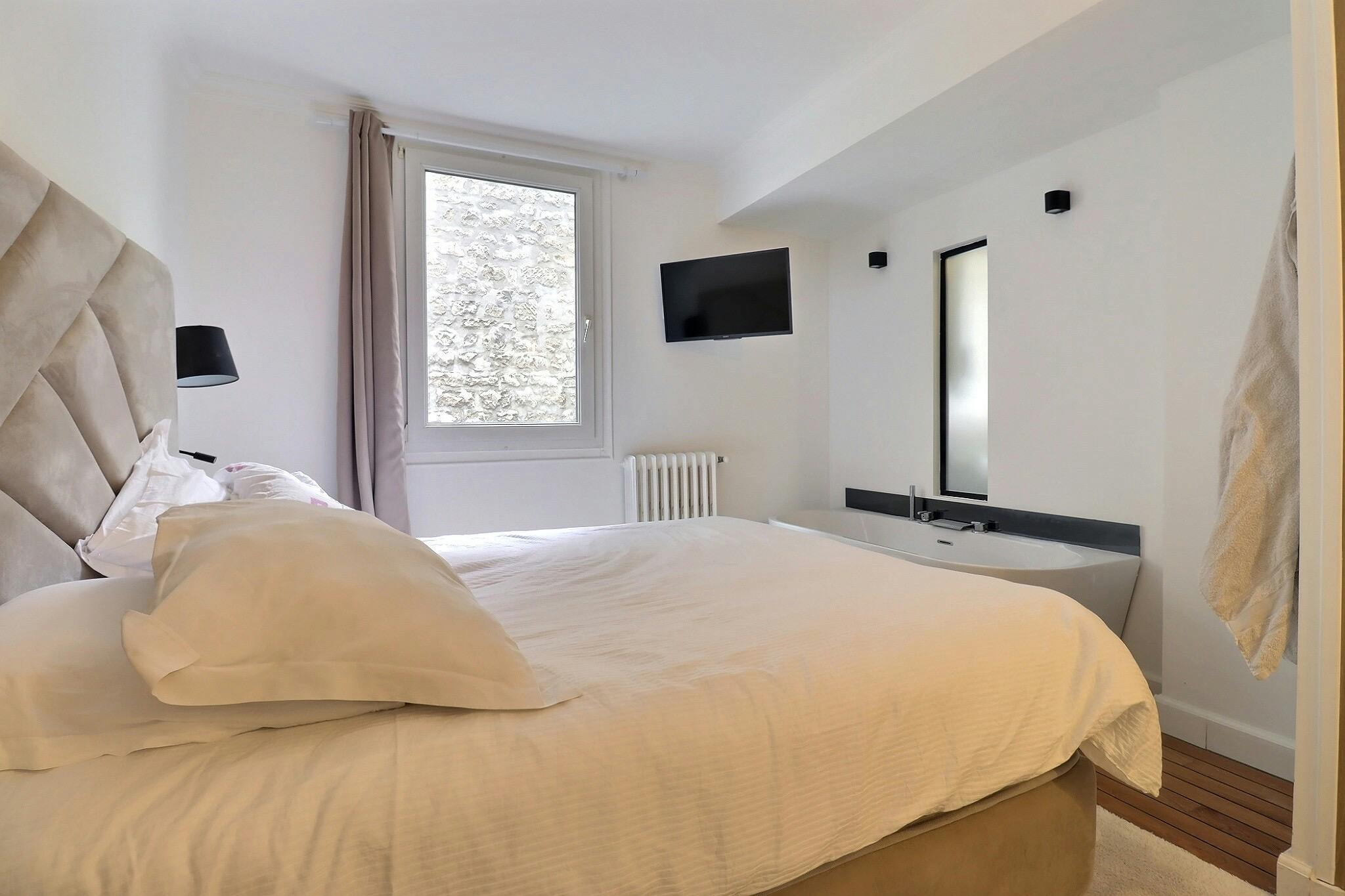 Apartment Paris, 2 beds — photo 47