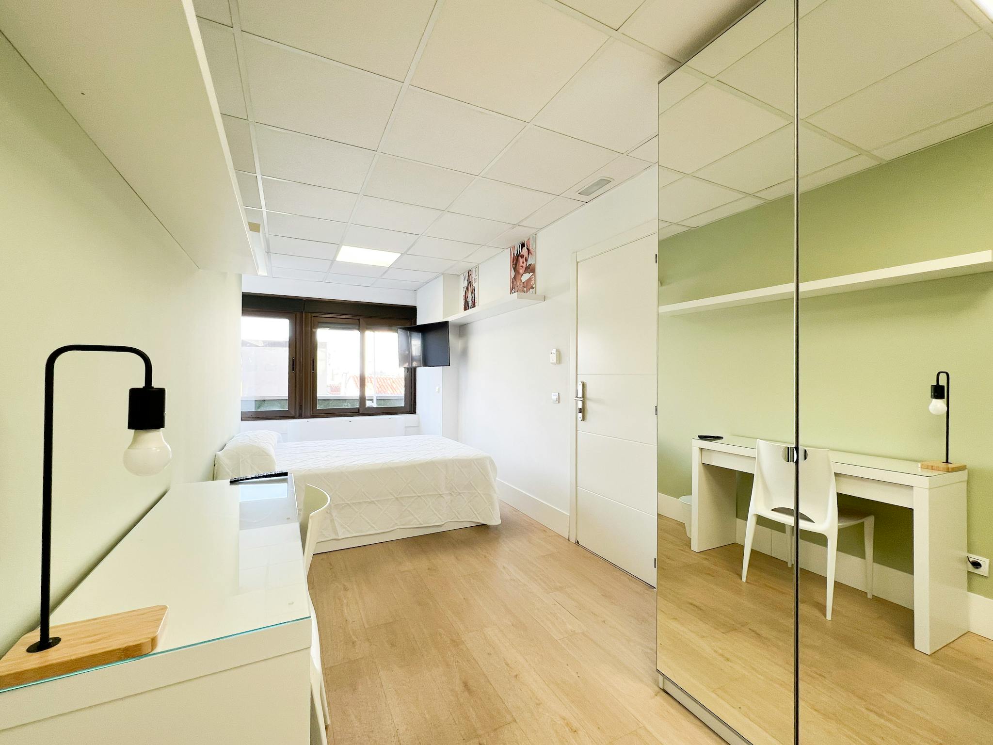 Calle de San Bernardo, Madrid preview