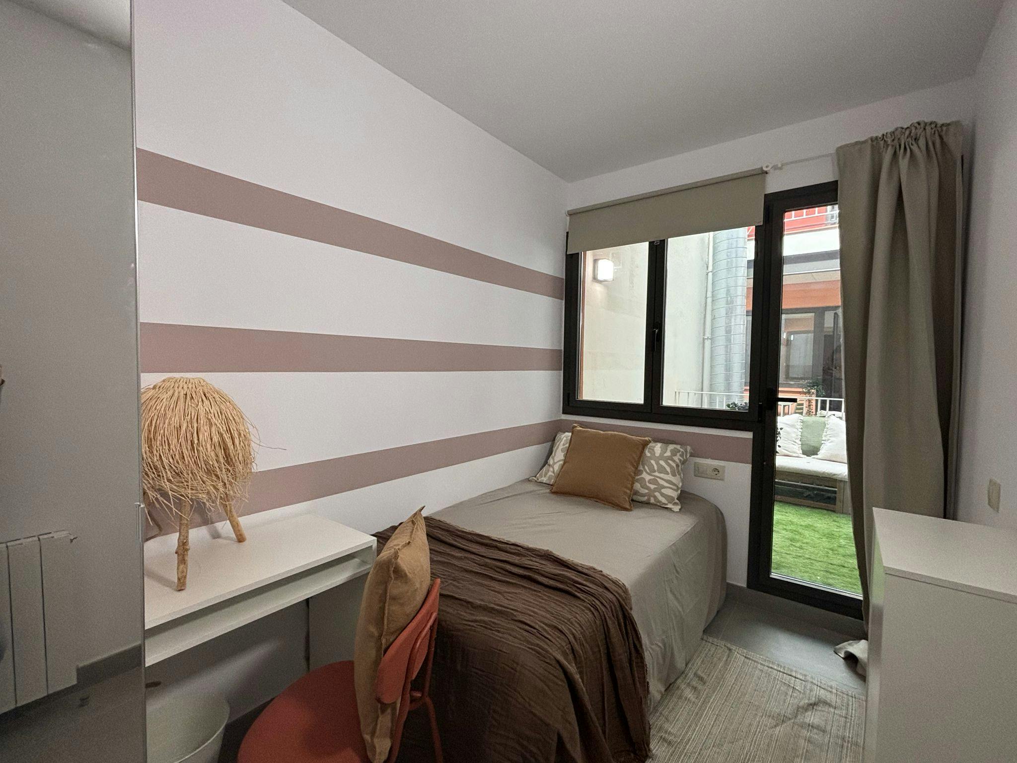 Single room Barcelona, 1 bed, 11m² — photo 2