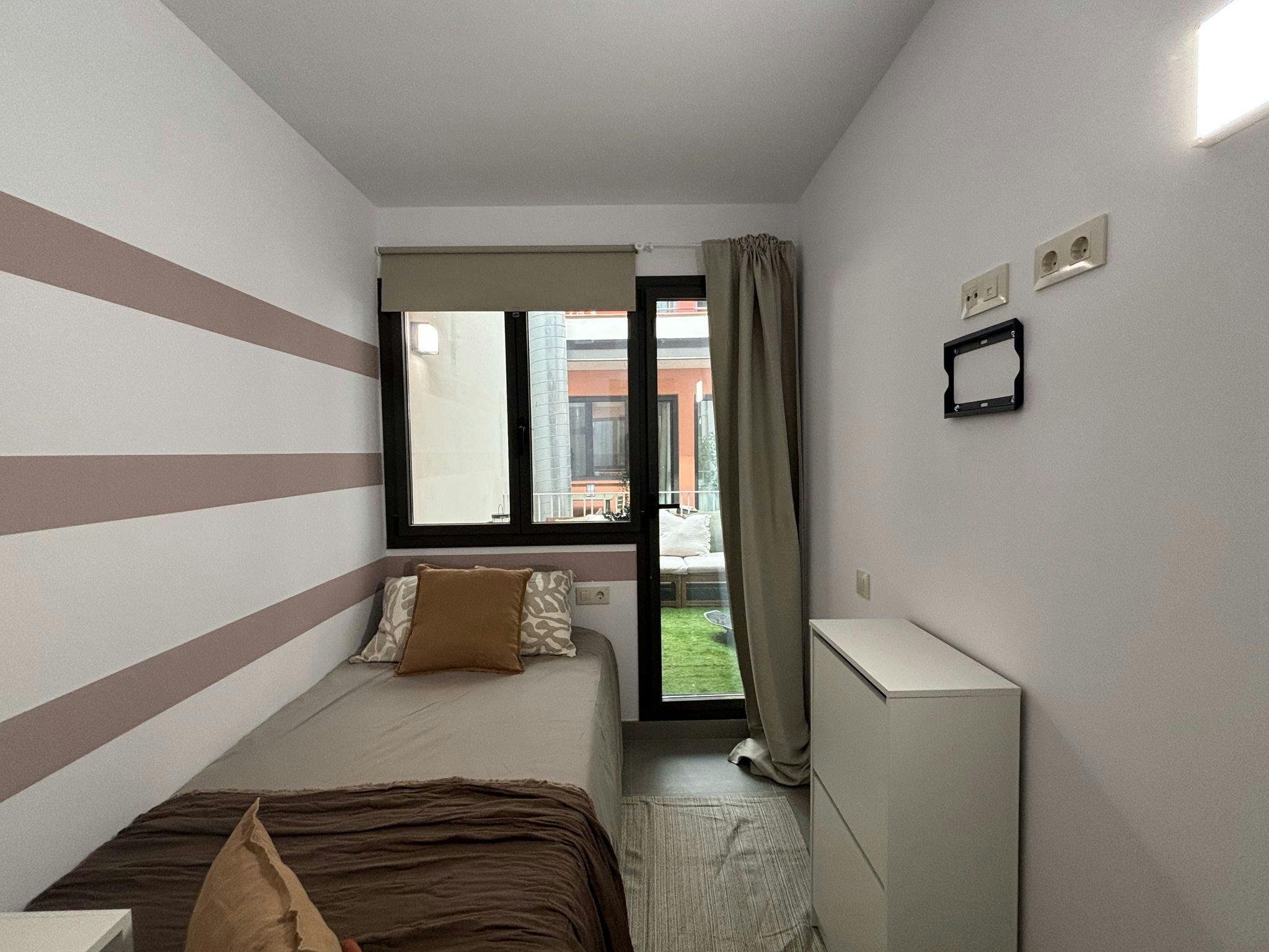 Single room Barcelona, 1 bed, 11m² — photo 7