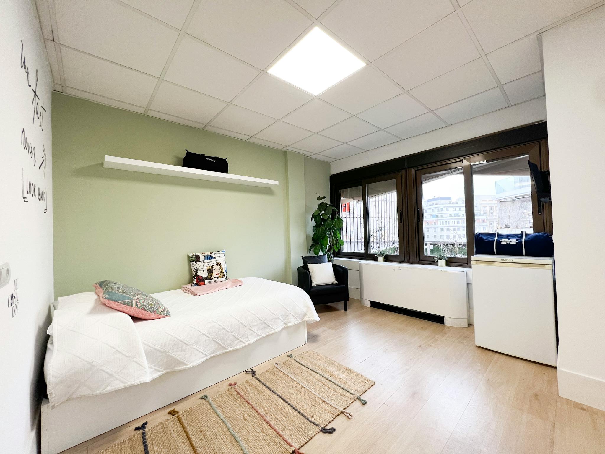 Calle de San Bernardo, Madrid preview