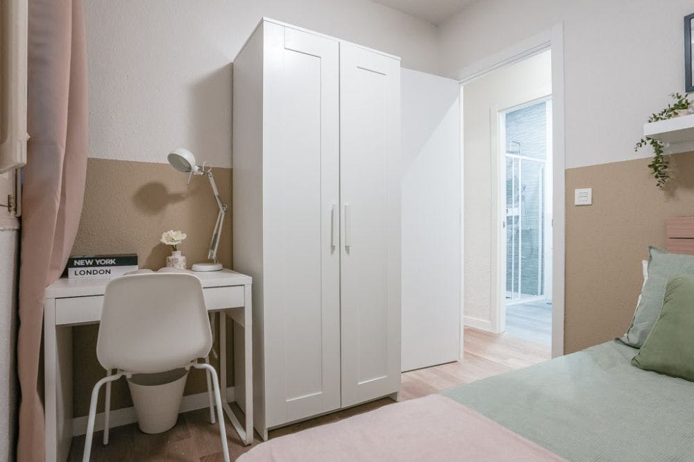 Single room Madrid, 1 bed — photo 2