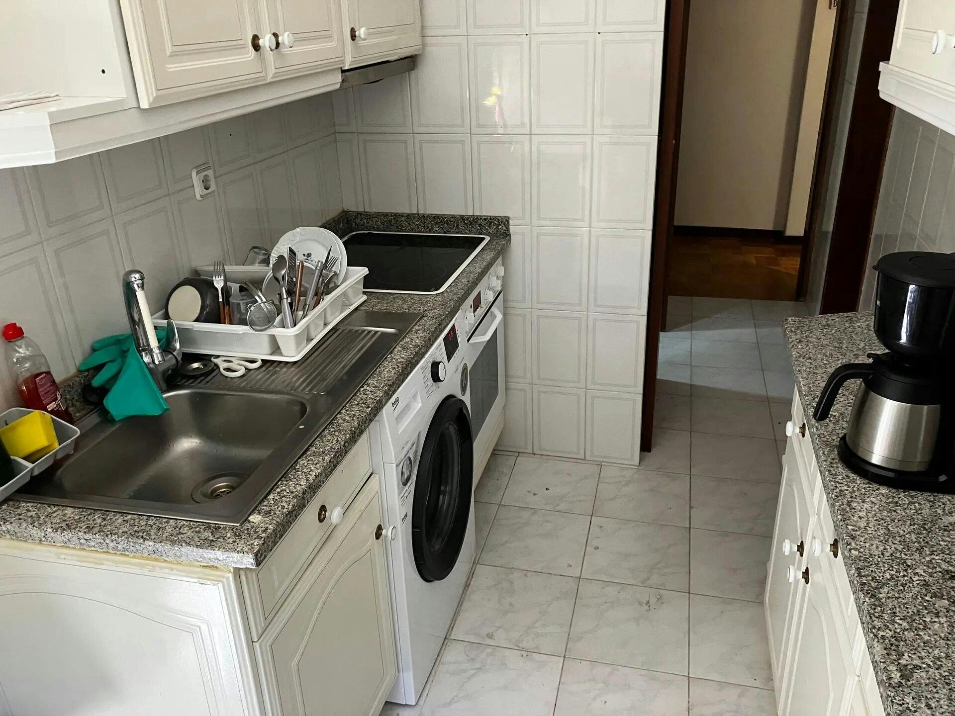 Single room Porto, 1 bed, 16m² — photo 1