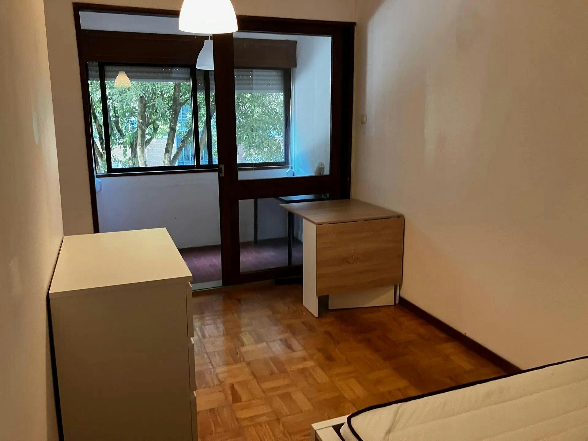 Single room Porto, 1 bed, 16m² — photo 4