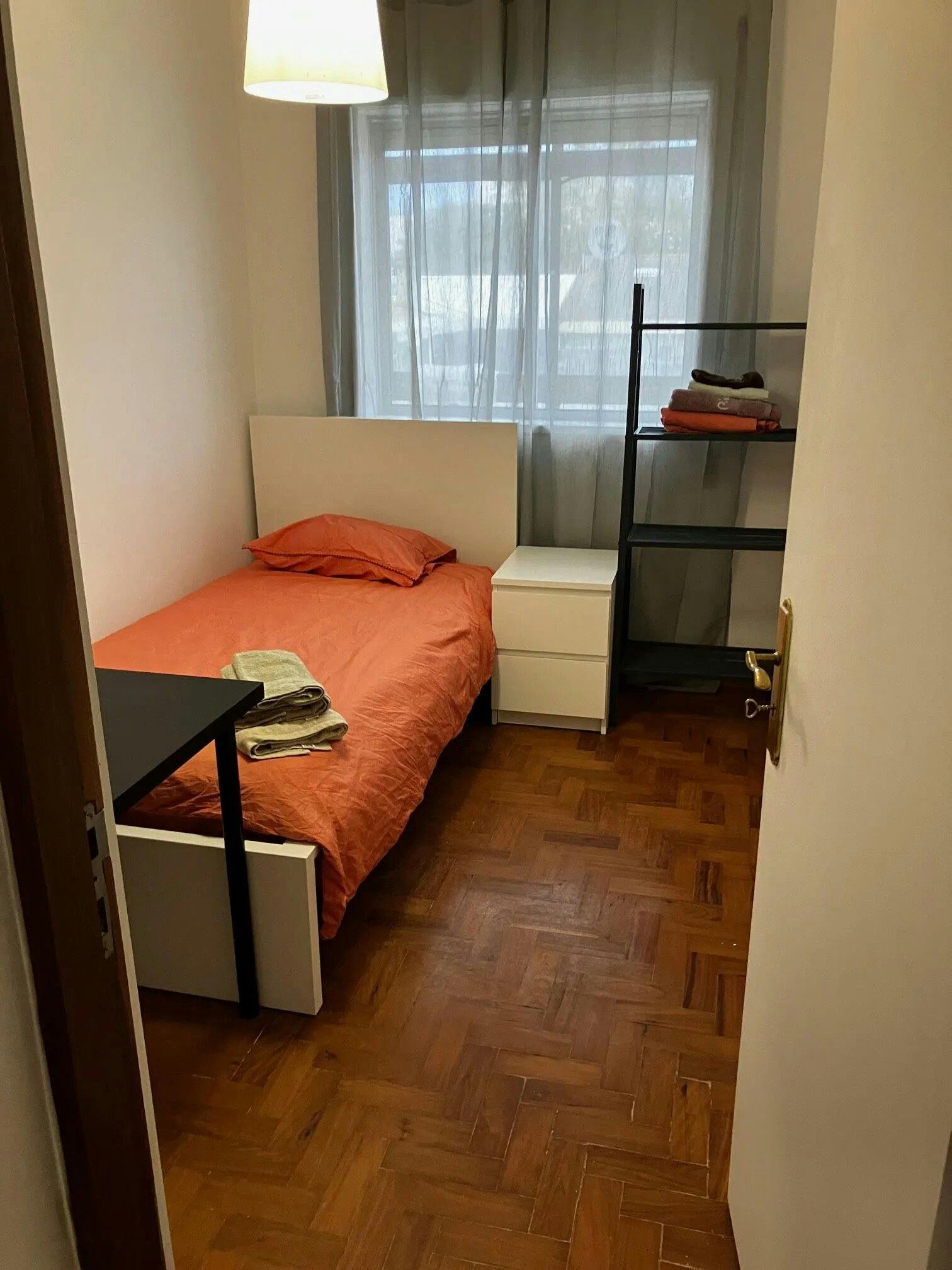 Single room Porto, 1 bed, 7m² — photo 3