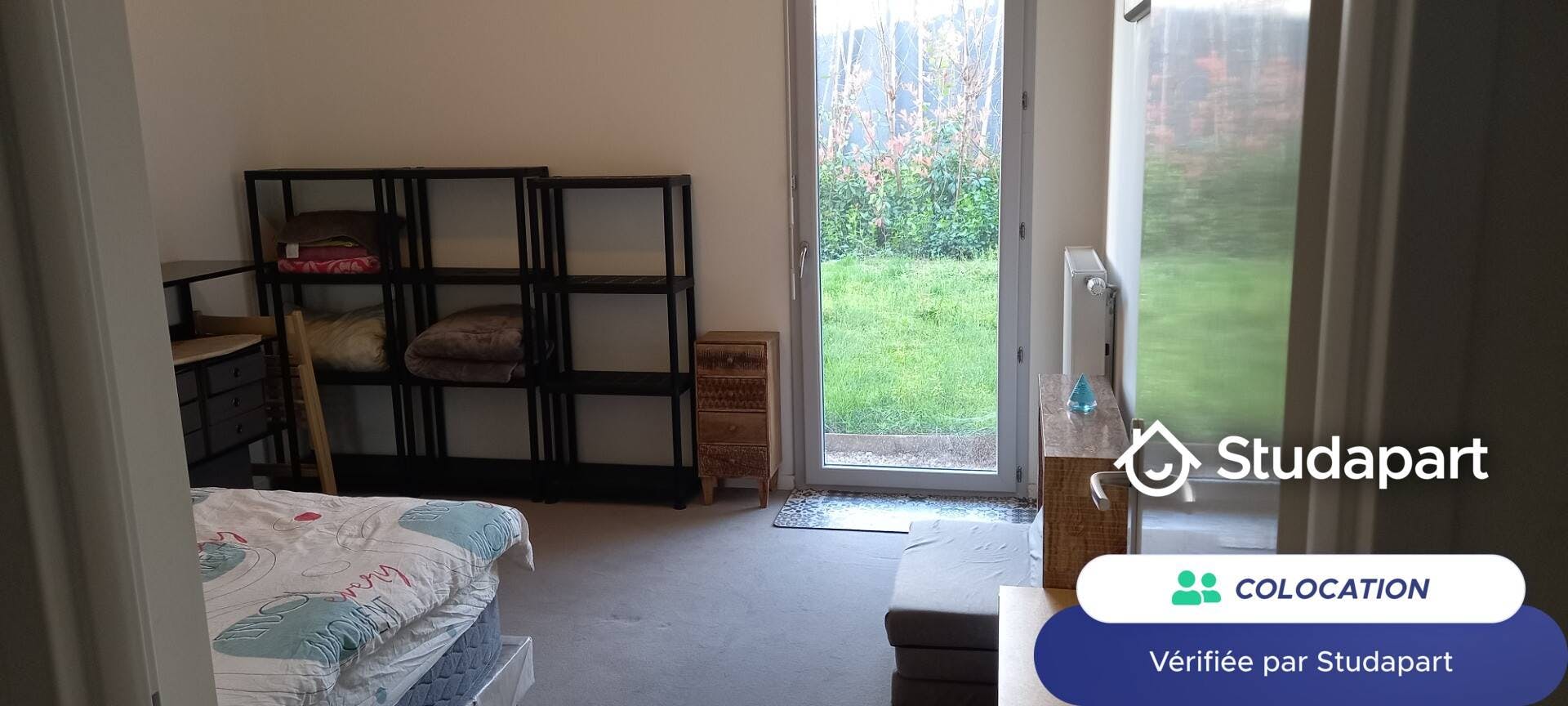 Chambre privée à louer pour 700 €/mois à Tremblay-en-France, Rue Yves Farges