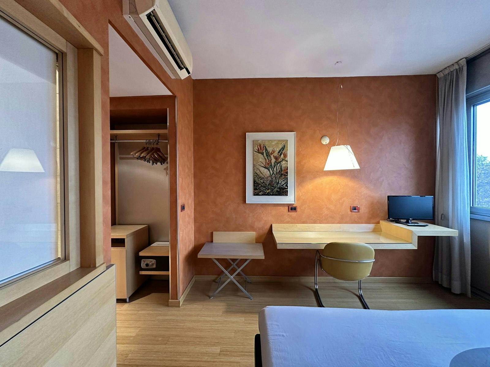 Lungo Dora Napoli, Turin