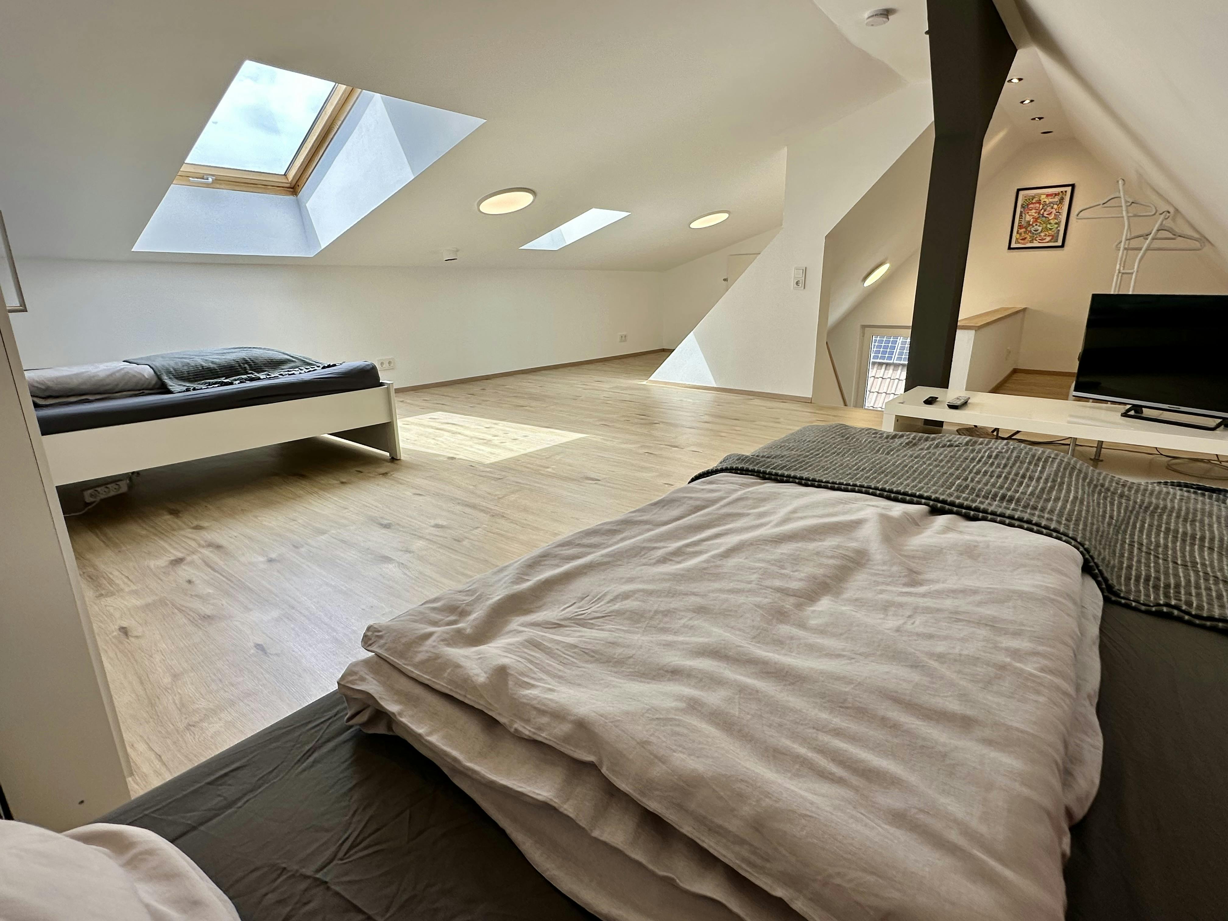 Apartment for rent for €3,200 per month in Biebesheim am Rhein, Schießmauerstraße