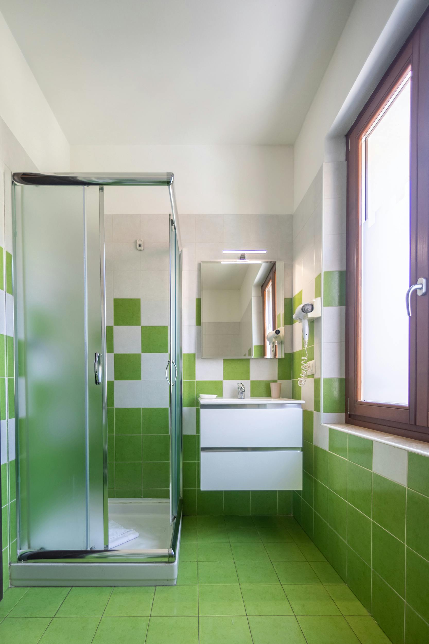 Single room Verona, 1 bed, 16m² — photo 9
