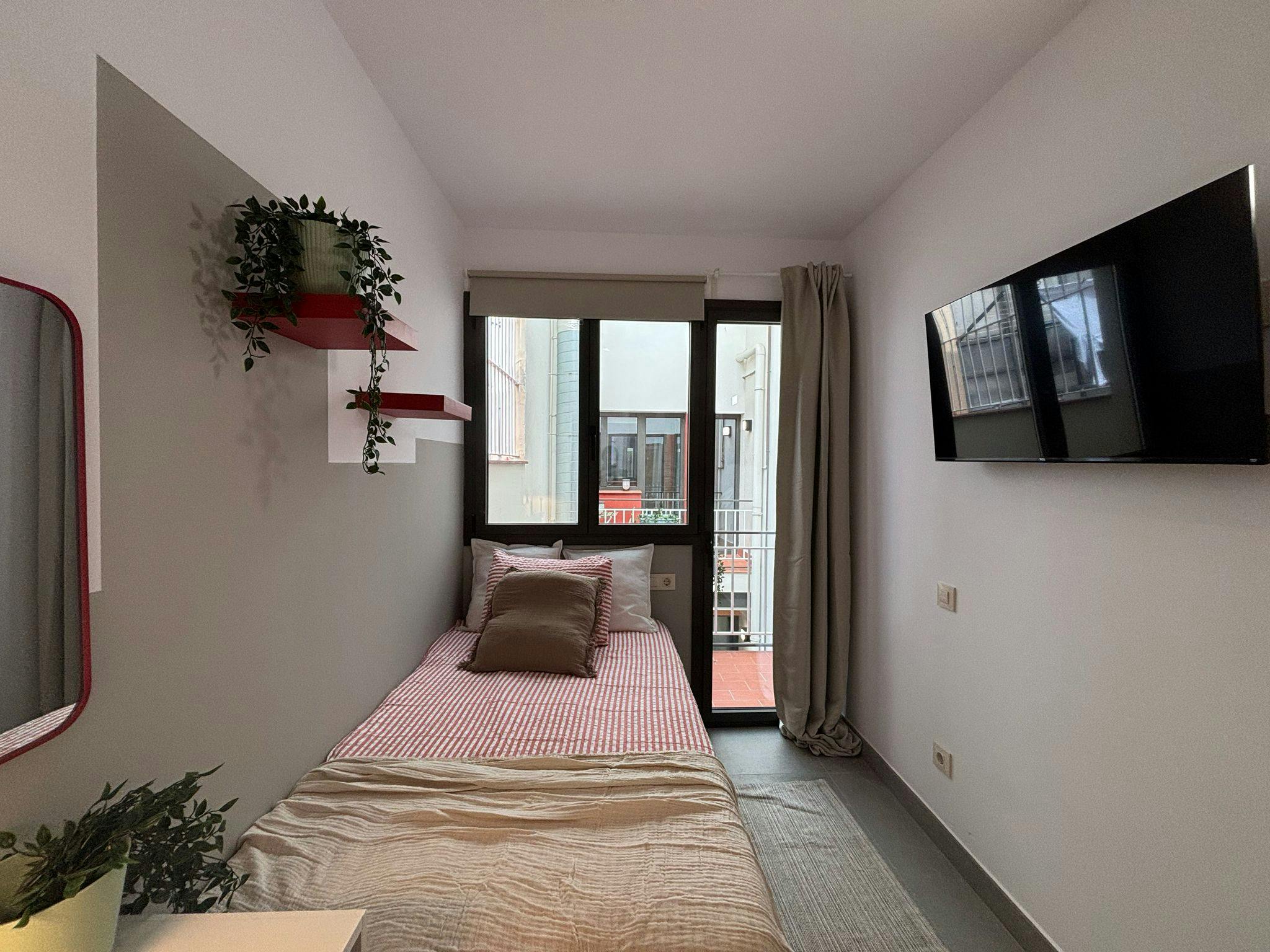 Single room Barcelona, 1 bed, 11m² — photo 3