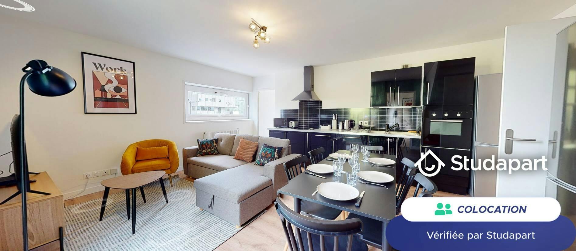 Private room for rent for €555 per month in Lille, Rue Madeleine Rebérioux