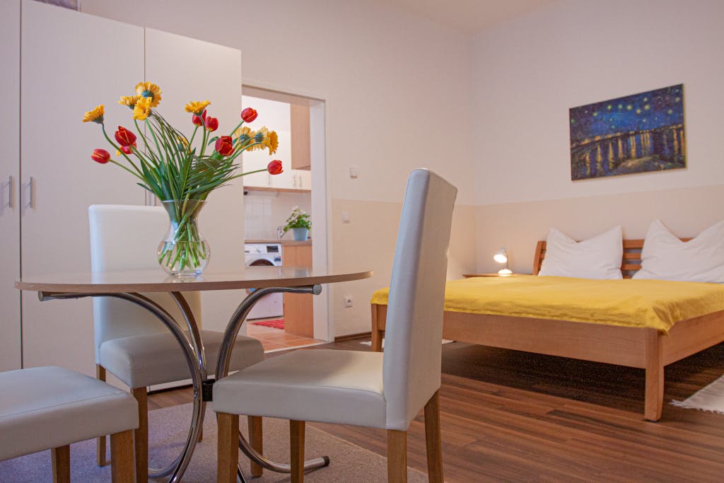 Trambauerstraße, Vienna preview