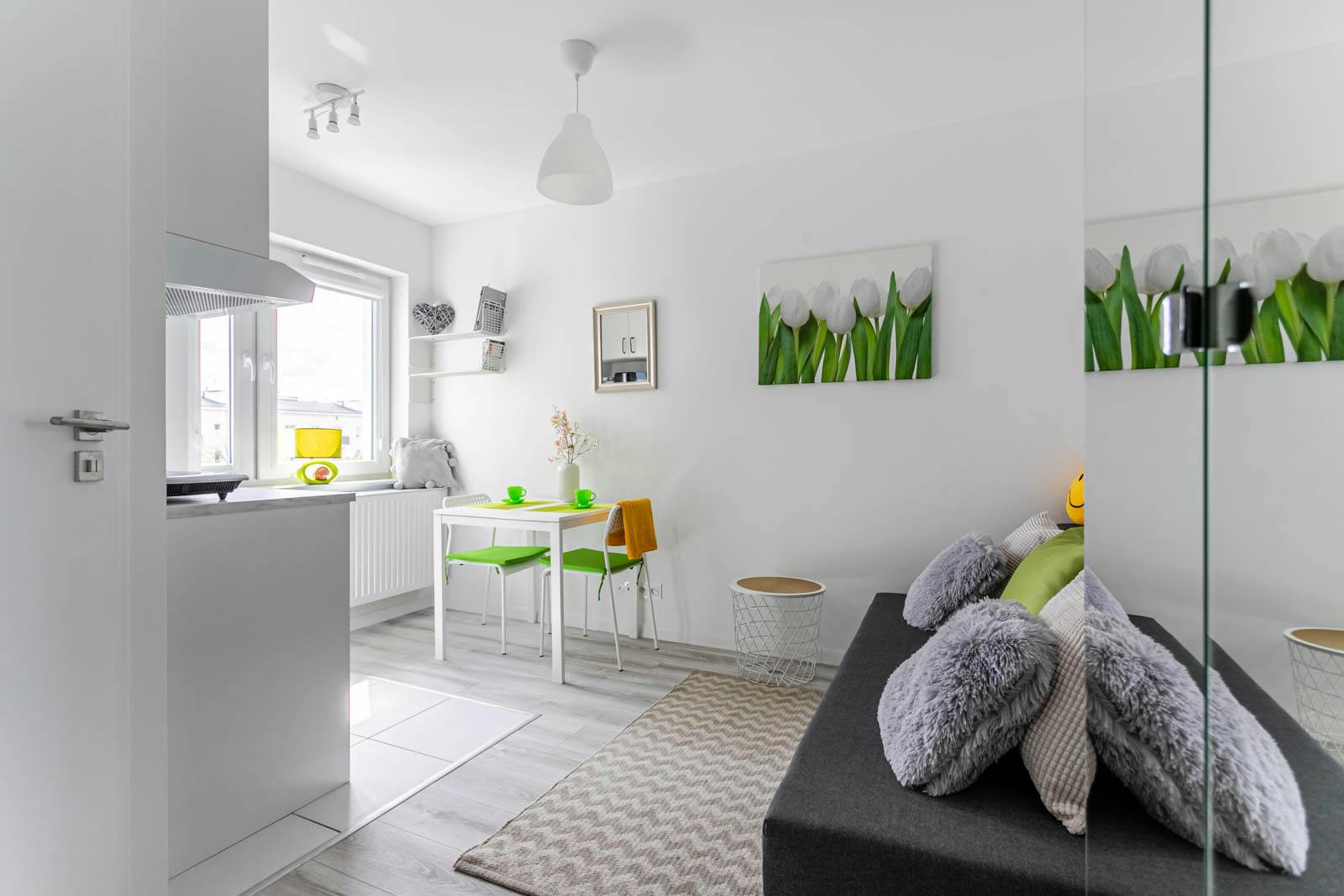 Studio zu mieten für 2.500 PLN pro Monat in Warsaw, ulica Koprzywiańska