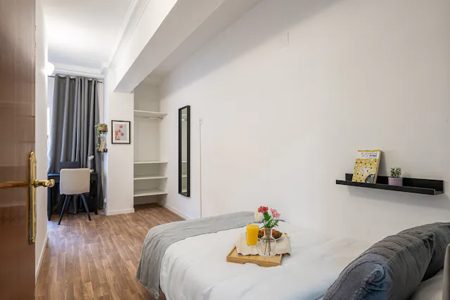 Private room in Calle del Poeta Joan Maragall, Madrid (1616840) room image 1
