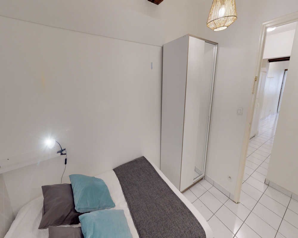 Rue Neuve, Lyon preview