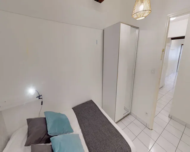 Private room in Rue Neuve, Lyon (1616968) room image 9