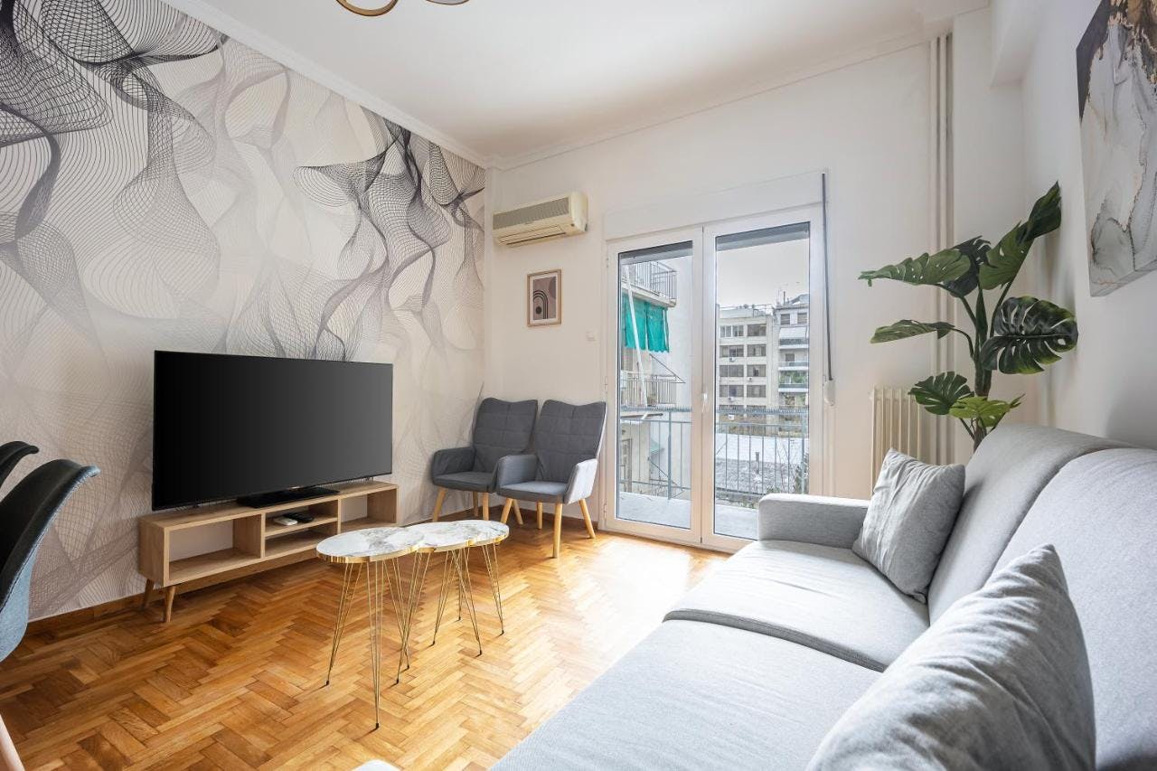 公寓 正在以 €1,000 的月租出租，其位于 Athina, Agorakritou