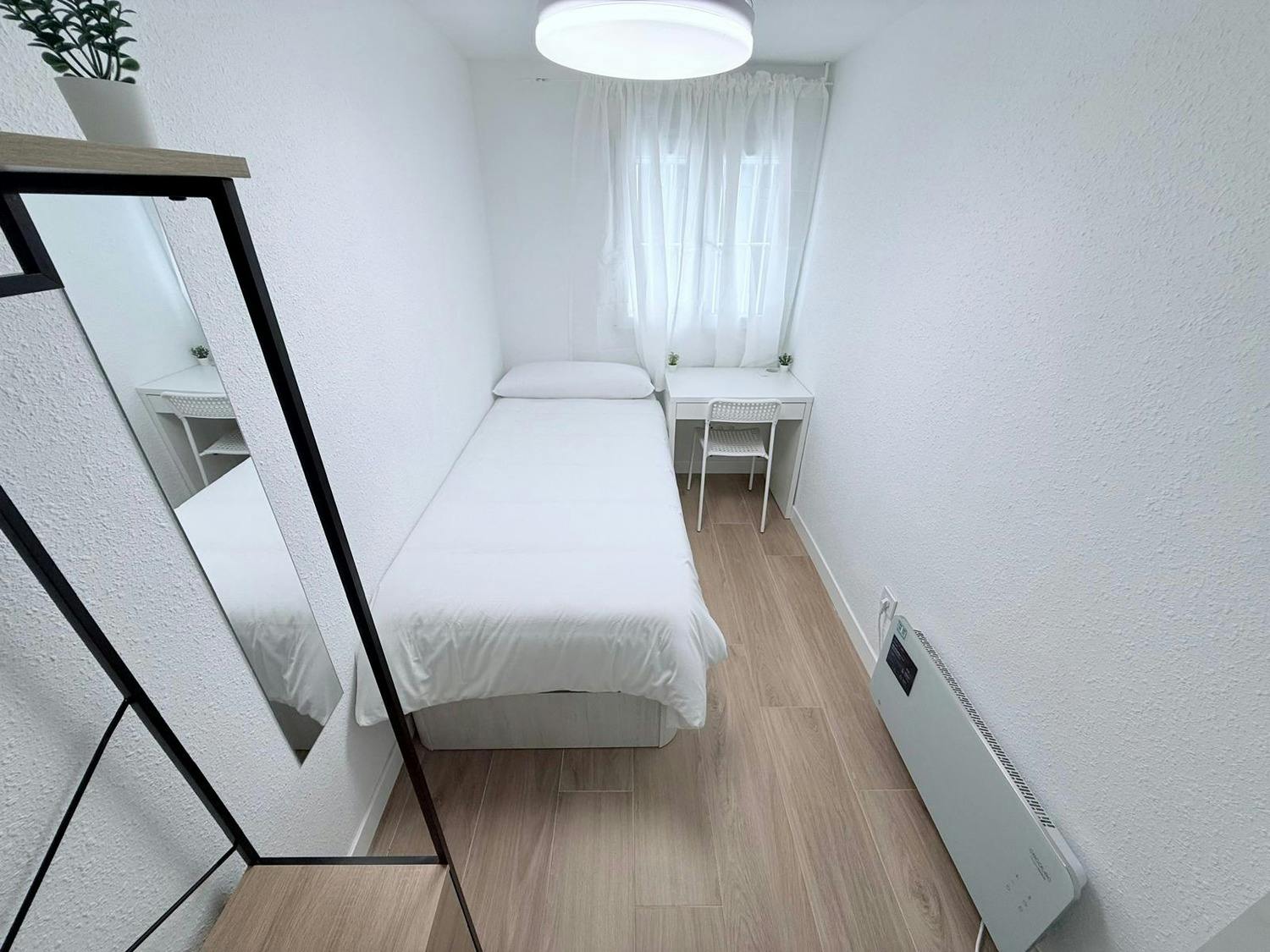 Calle del Puerto del Bruch, Madrid Madrid