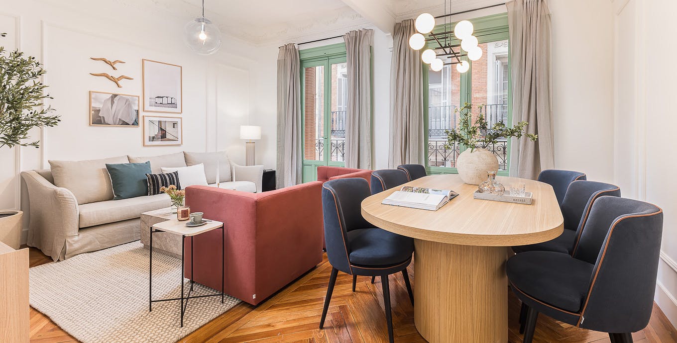 Apartment for rent for €5,420 per month in Madrid, Calle de Echegaray