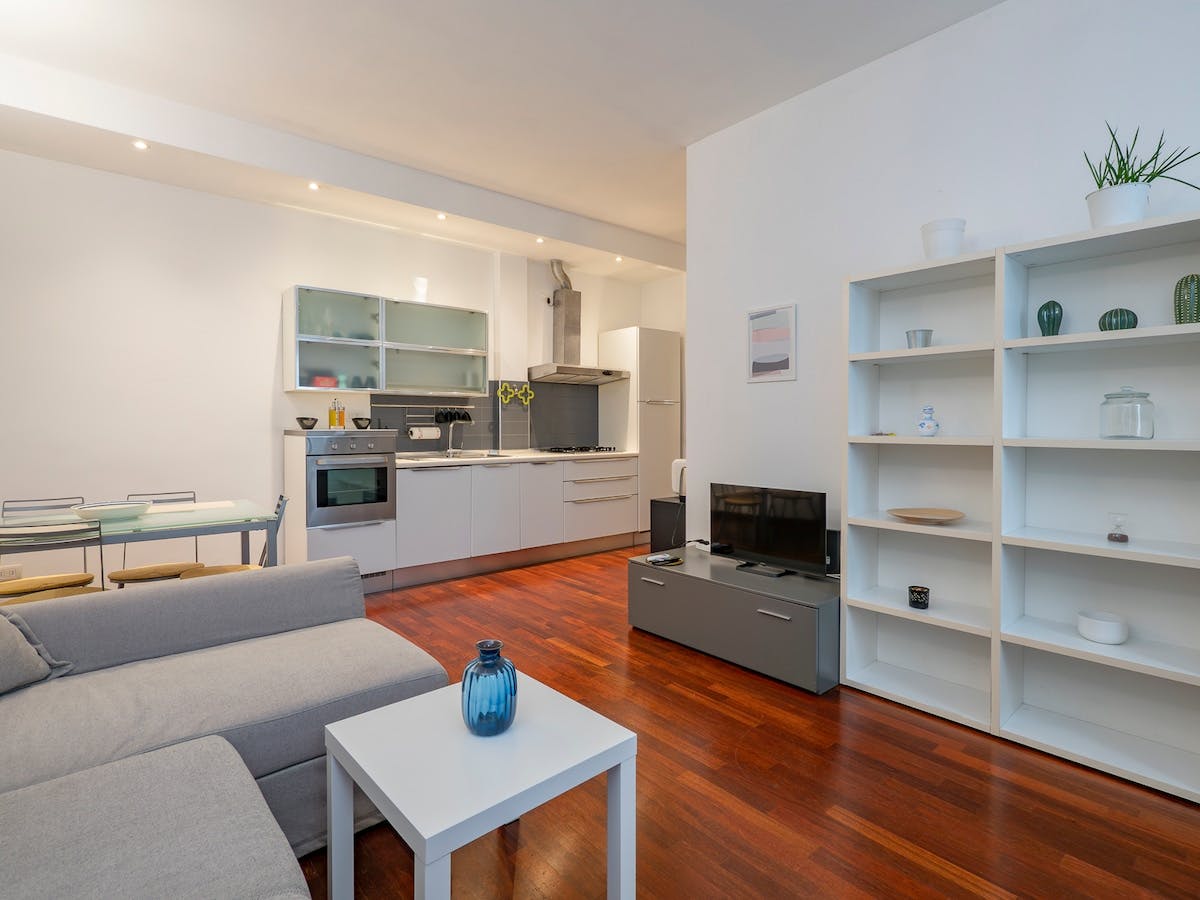 Piazza Francesco Durante, Milan