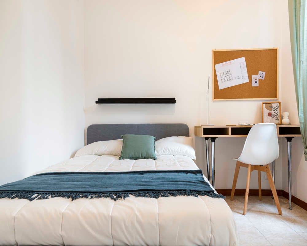 Via Francesco Reina, Milan preview