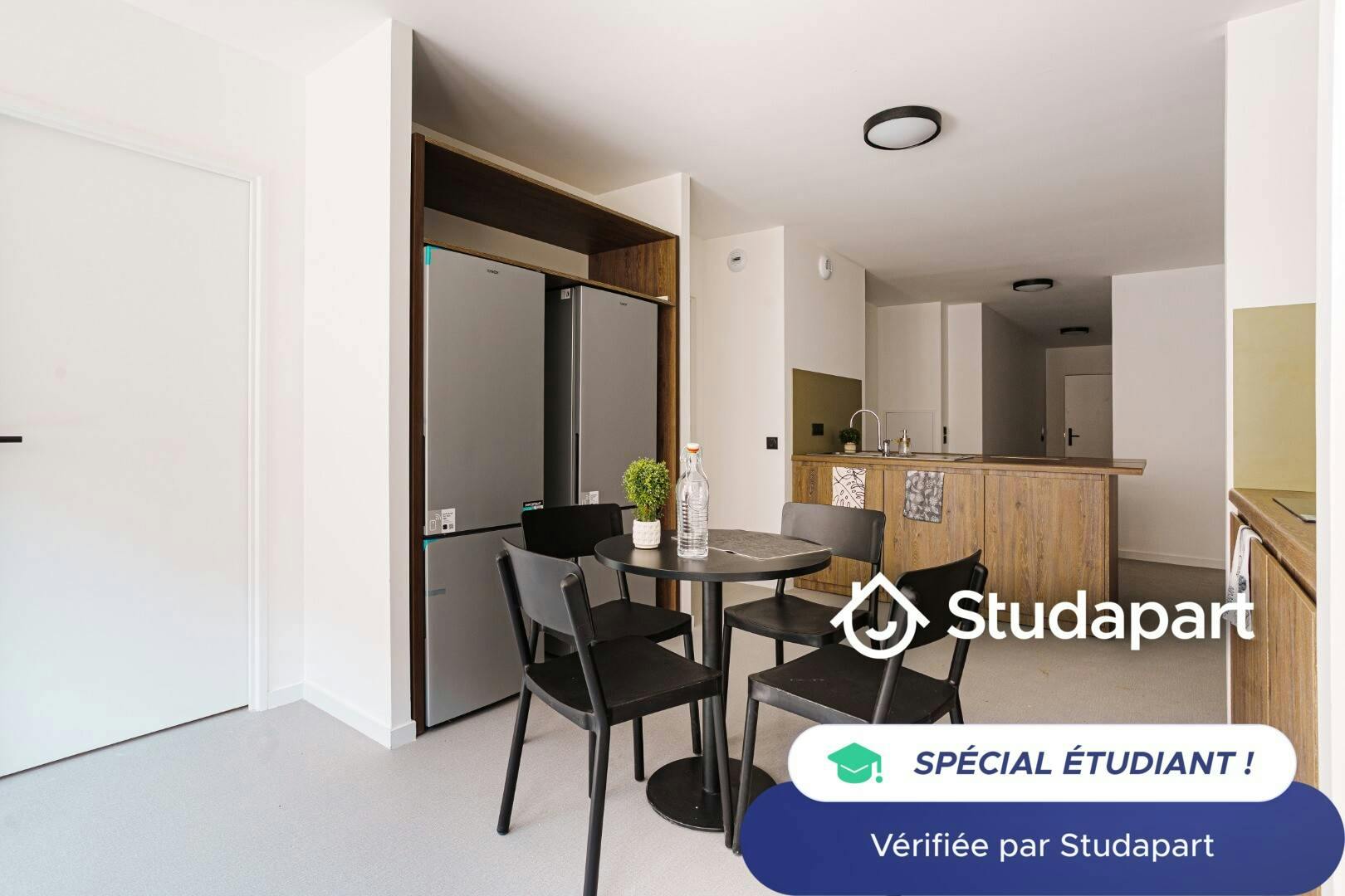Private room for rent on Rue de la Caravelle, Toulouse - Vue 4