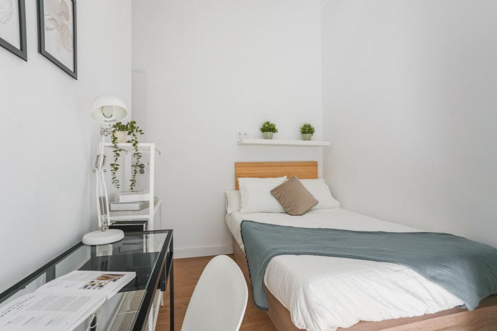 Calle de Ventura Rodríguez, Madrid Madrid