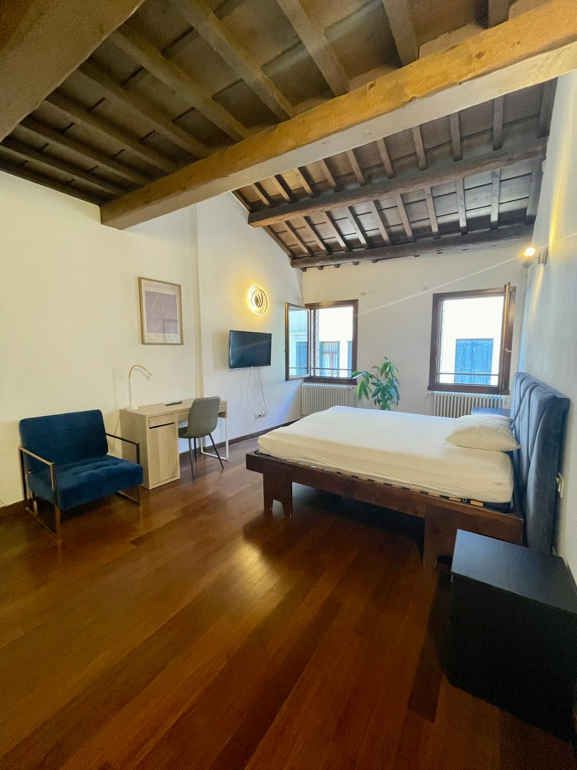 Via del Santo, Padova preview