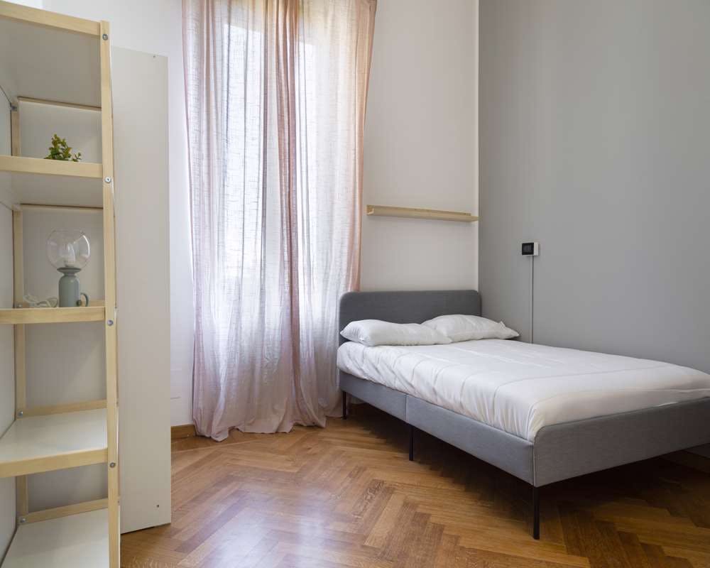 Via Giuseppe Compagnoni, Milan