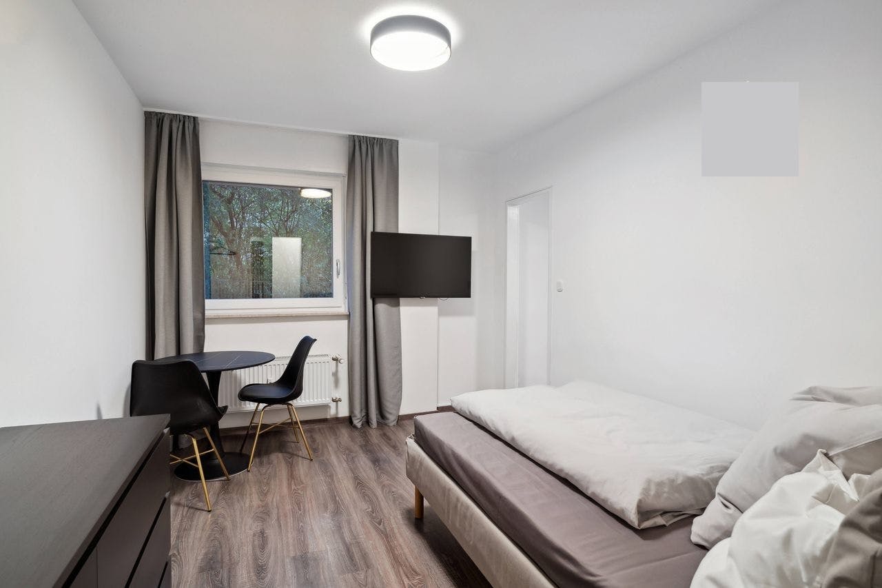 Студія за оренду для 1 130 EUR на місяць у Frankfurt am Main, Froschhäuser Straße