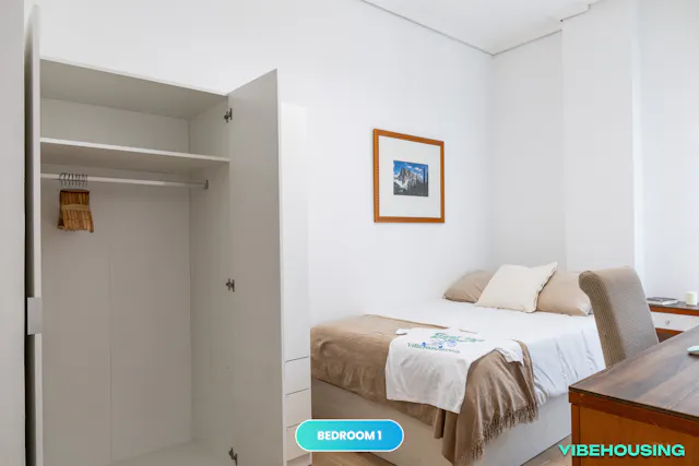 Private room in Calle de las Marismas, Madrid (1617742) room image 21