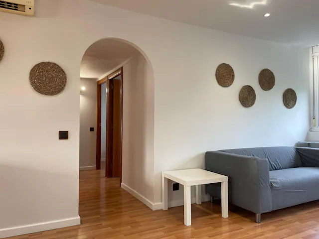 3-Bedroom Apartment in Pla de Montbau, Barcelona (1617743) room image 2