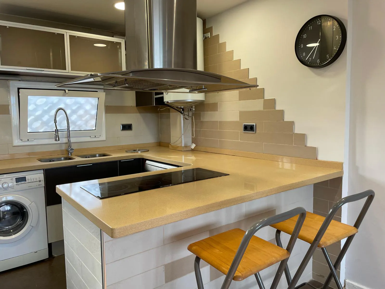 3-Bedroom Apartment in Pla de Montbau, Barcelona (1617743) ROOM 3